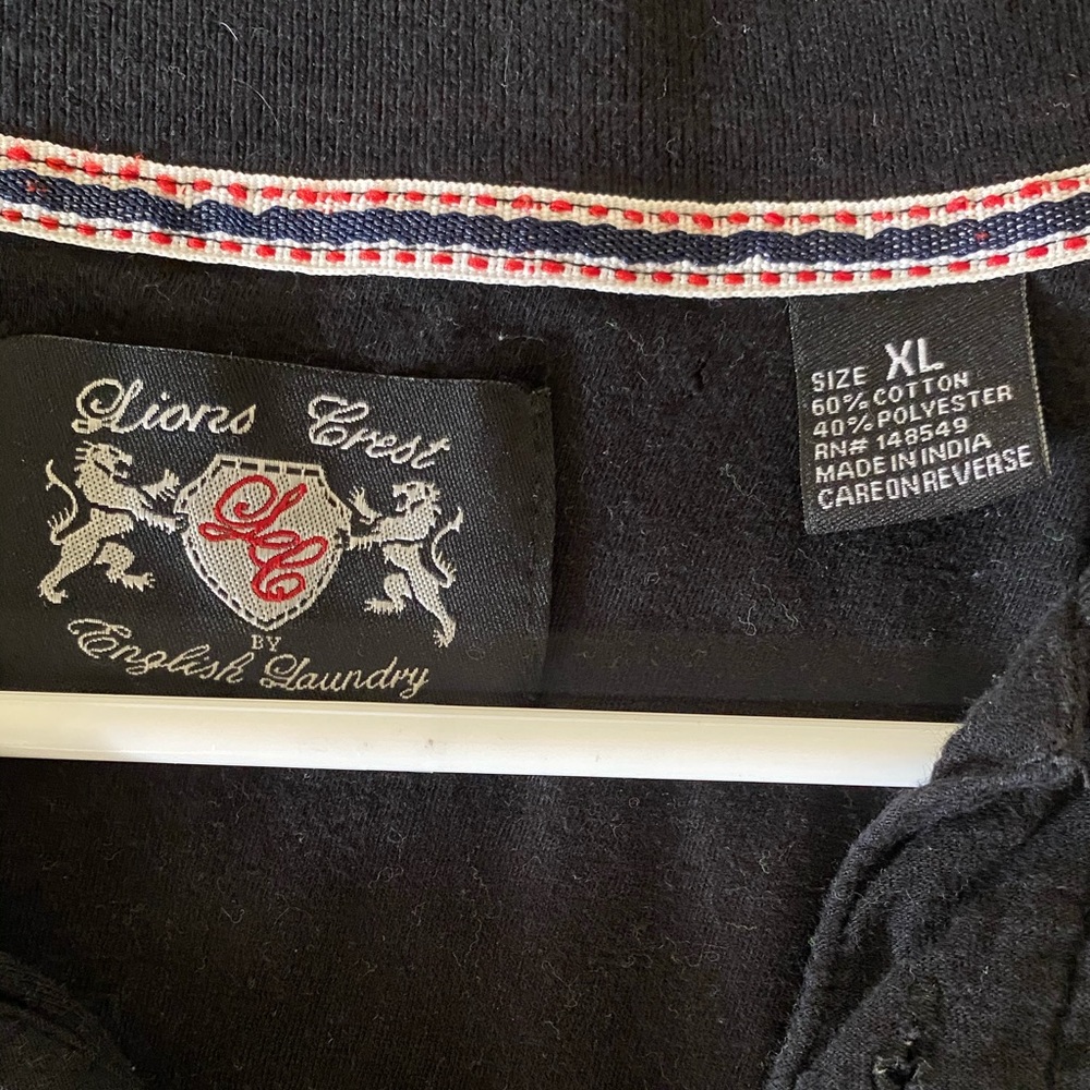 Collared Unique Tee - Picture 5 of 6